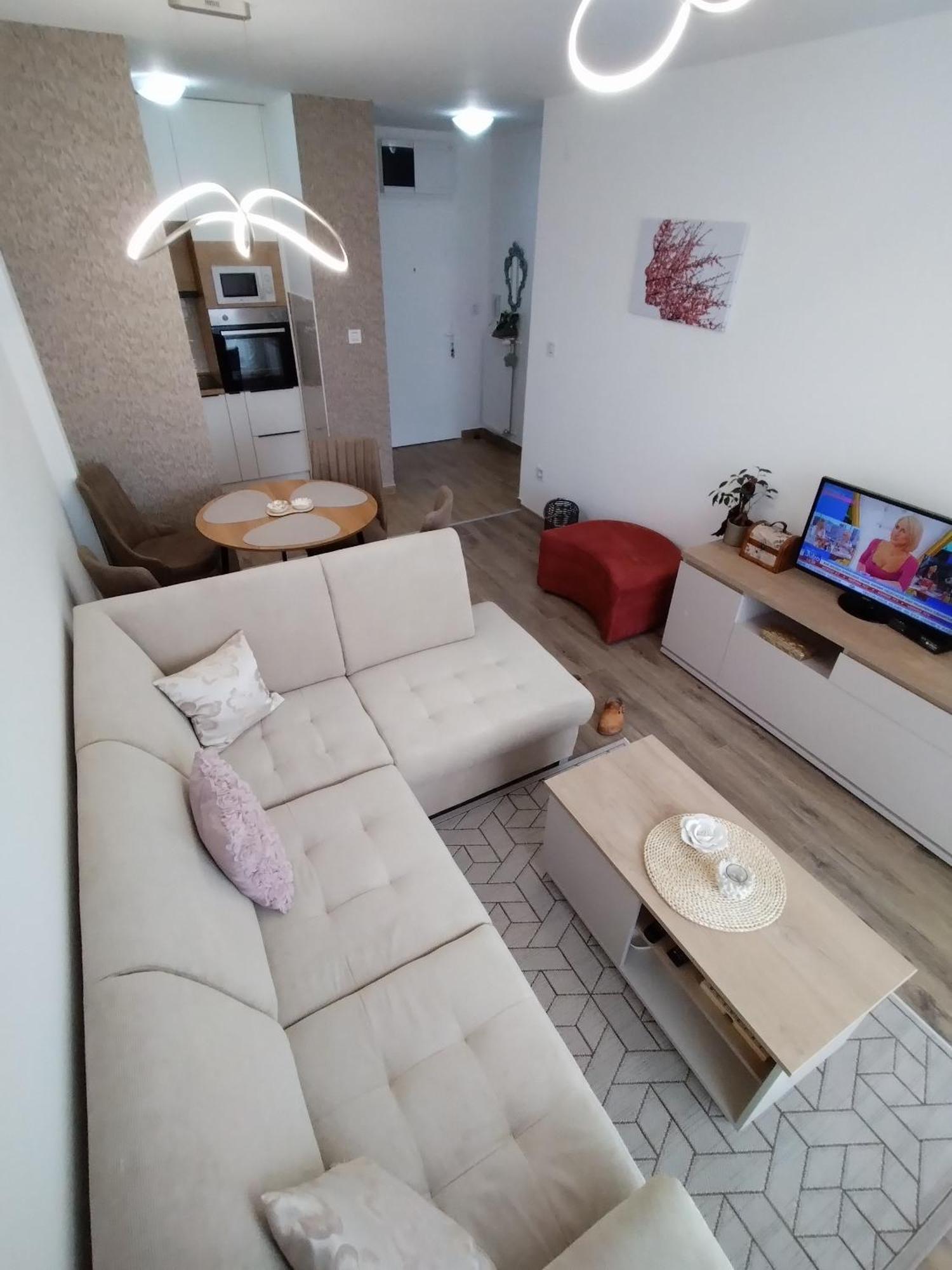 Katarina 3 Apartment บันยา โควิลยาชา ภายนอก รูปภาพ